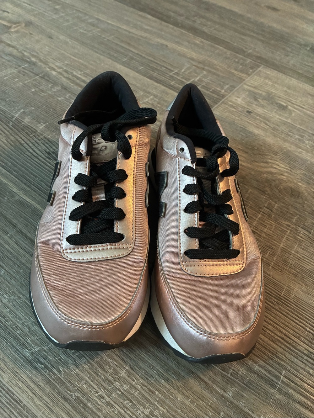 New Balance 501 Rose Gold Metallic Sneakers | Women’s Size 6.5 | Casual